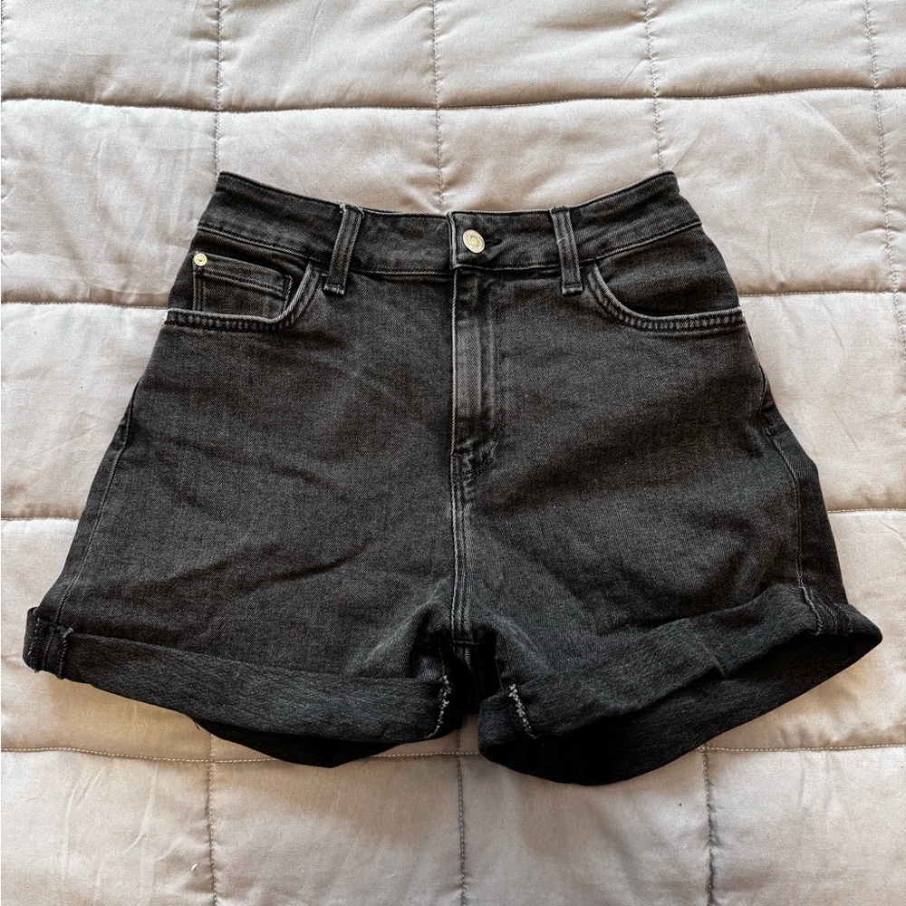 Highwaisted jeans shorts